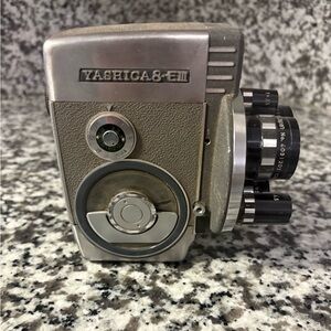 Yashica 8-E III Camera - Silver and Black